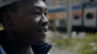 02 Faiz (17), Sudan, watching the train going to France.jpg