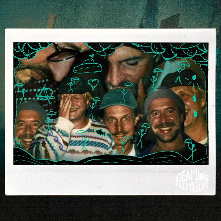 03_Pressefoto_SteamingSatellites_quadratisch 2.jpg