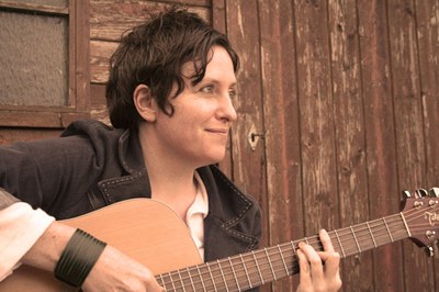 Lorraine small
