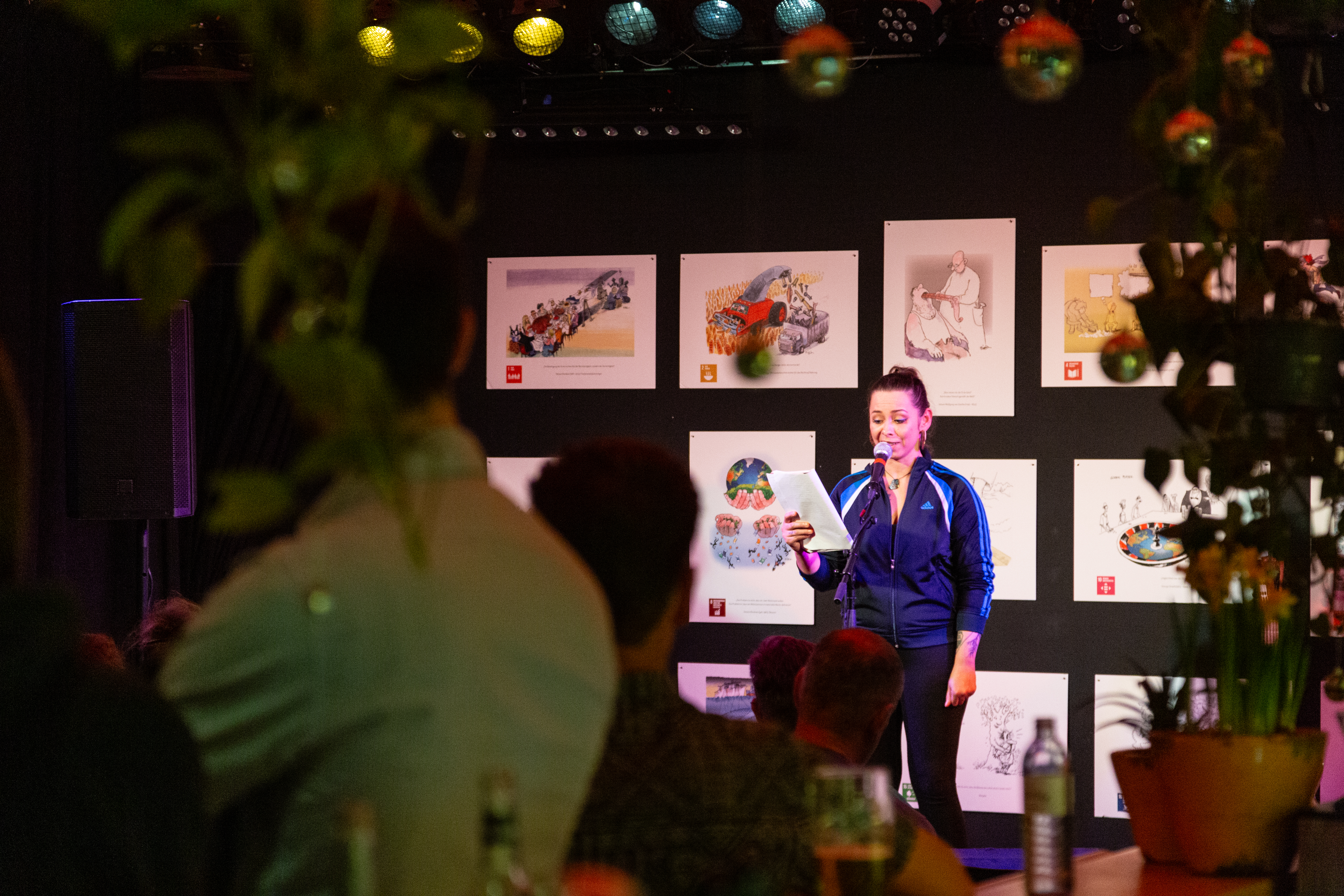 8_HuVi_PoetrySlam©NiklasKoch-8005.jpg