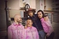 BE-Bandphotos-04-FINAL-NewColor-3000px.jpg