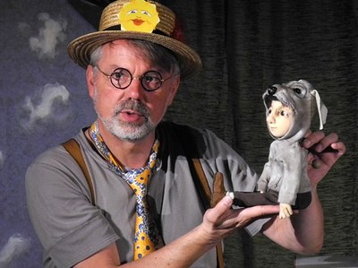 FT_Neumond_AntonioUndPino_Premiere_cMartinaLudewigs.jpg