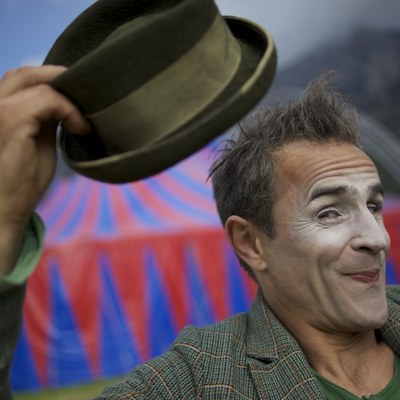 ClownPompo_02.jpg