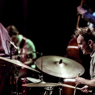 CMYK_Band Duesseldorf Thomas Krueselmann.jpg