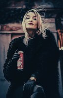 Malarina_Portraet2-hoch_c_Vanja-Pandurevic-scaled.jpg