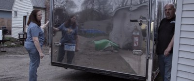 MC_beebetrailer.jpg