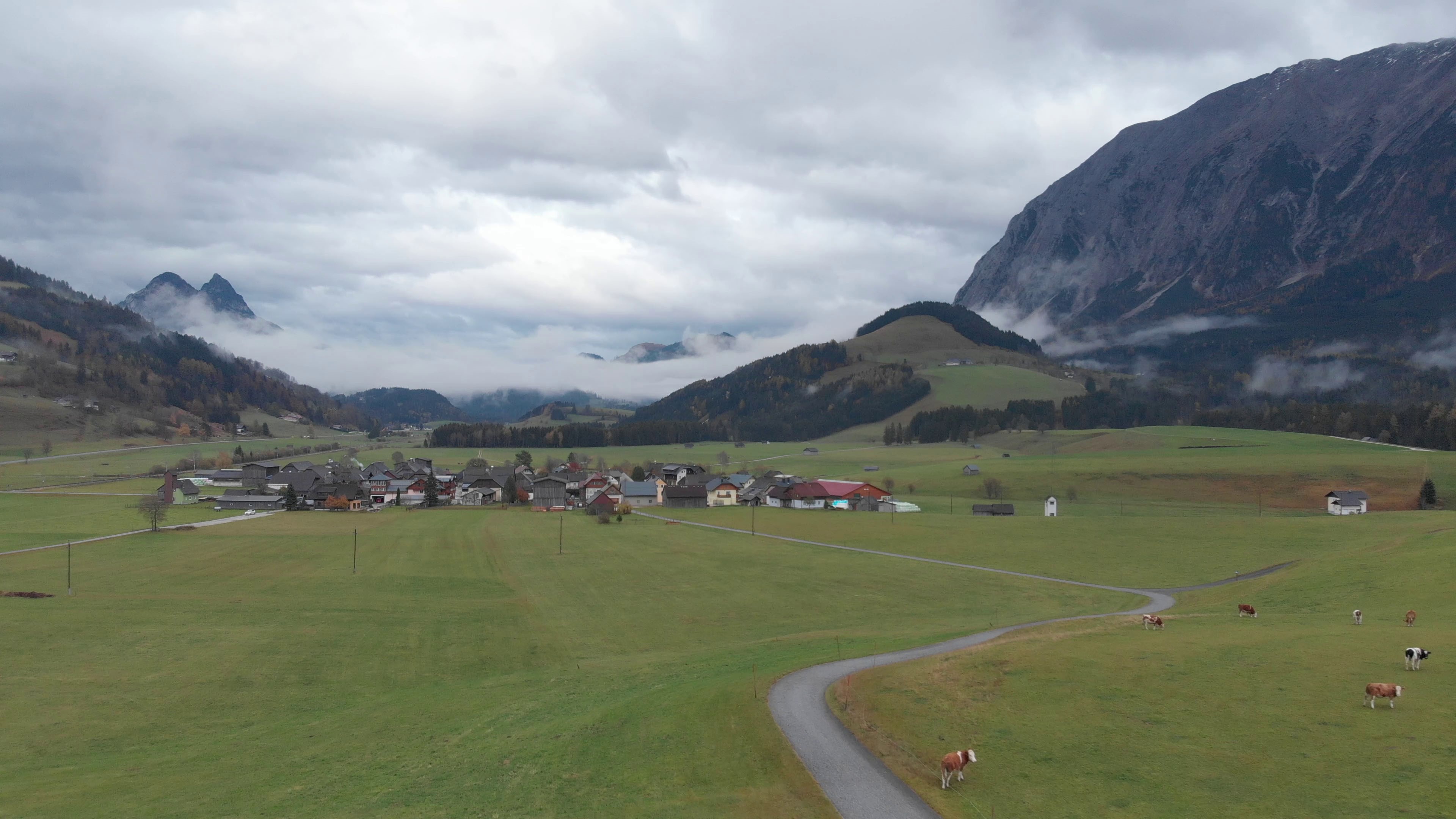 Rettet das Dorf 1 © Nikolaus Geyrhalter Filmproduktion GmbH