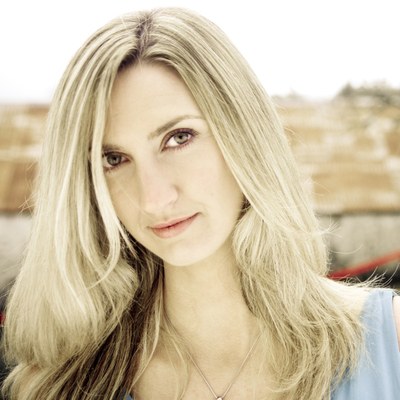 joy dunlop portrait
