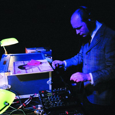 DJ Shlomo