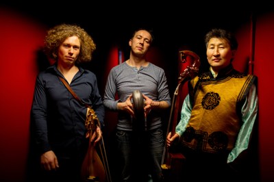 2ViolonsBarbares byOlivierHoffschir
