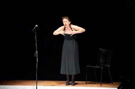 aktionstheater_welche_krise-_17.jpg