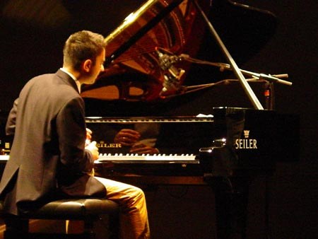 rudresh_mahanthappa_vijay_iyer_06.jpg