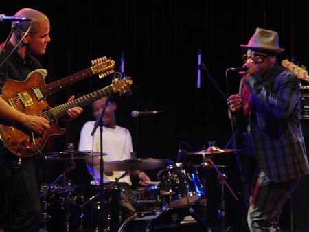 profile_jazzfestival_david_fiuczynski_09.jpg