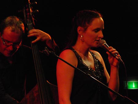 aja_soul_group_02.jpg