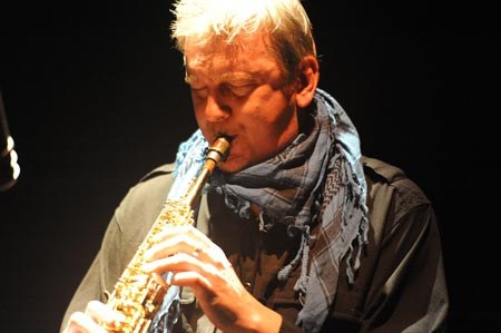 alegre_correa_quartet_03.jpg