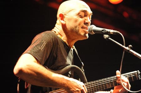 alegre_correa_quartet_07.jpg