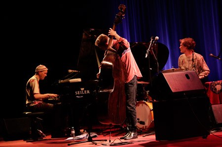 DjangoBates 02