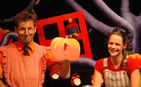 Kindertheater Schneck + Co - Die Omama im Apfelbaum