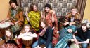 Benefizperformance für Kinder aus MBalling - Sabine Graber & Natalie Moosmann und die Kids der Trommelgruppe DRUM4FUN