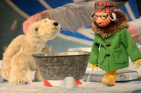 Kindertheater Laku Paka: Ein Bär will's wissen