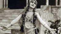 Peter Madsen and CIA play Silent Movies - Sumurun