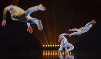 tanz ist surprises: James Wilton Dance & Junges Ensemble Vorarlberg (A/D) – LEVIATHAN Evolution