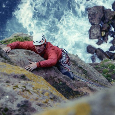 Posing-Productions-2019-Climbing-Blind-Old-Man-of-Hoy-Jesse-Dufton.jpg
