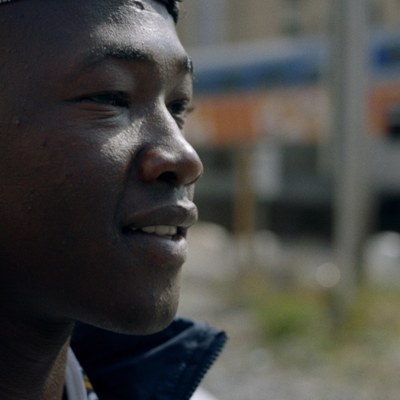 02 Faiz (17), Sudan, watching the train going to France.jpg