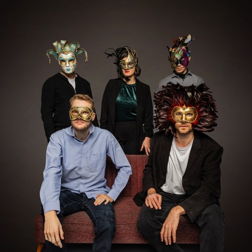 Lari + the Wolves